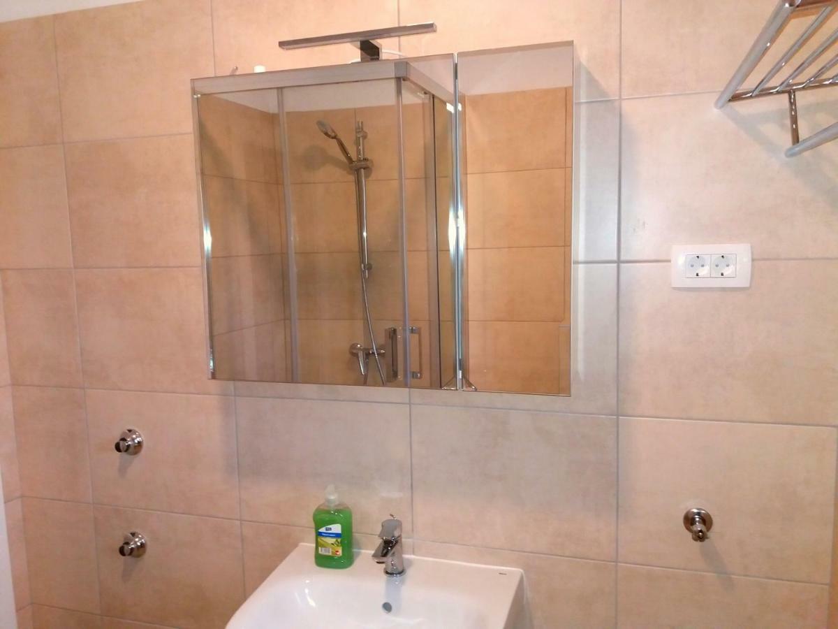 Mestrovic Apartment Lopar