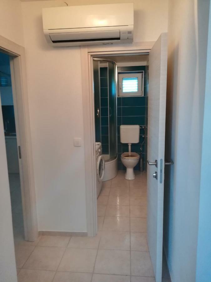 Mestrovic Apartment Lopar