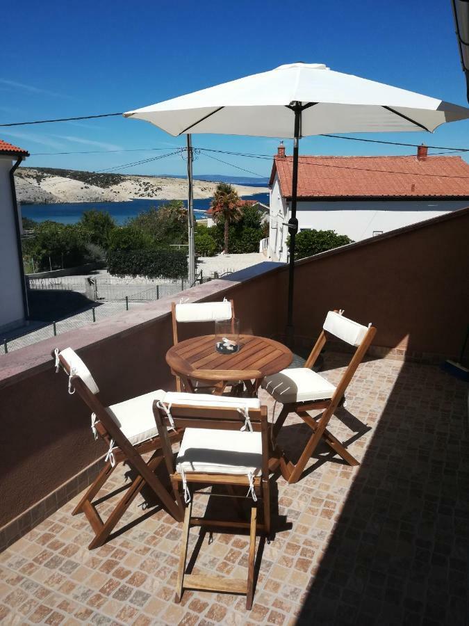 Apartment Mestrovic Lopar